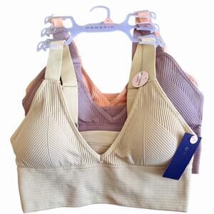 DANSKIN BRAS 3 PACK SET REMOVABLE CUPS 1 NUDE 1 SAGE 1 GRAY SZ MEDIUM $54